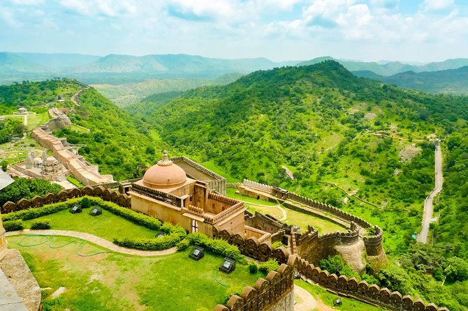 places to visit in udaipur, best places to visit in udaipur, Udaipur to Kumbhalgarh taxi, Cab hire from Udaipur to Kumbhalgarh, Tempo traveller Udaipur to Kumbhalgarh, Best taxi service in udaipur, Udaipur taxi service, Cab service in udaipur, Taxi in udaipur, Tempo traveller udaipur, Urbania tempo traveller udaipur, Mini bus on rent udaipur, taxi for udaipur sightseeing, kumbhalgarh fort, kumbhalgarh wildlife sanctuary